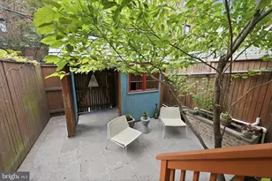 2204 Flagler Pl NW, Washington, DC 20001 - Photo 34