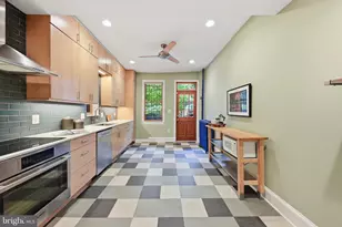 2204 Flagler Pl NW, Washington, DC 20001 - Photo 12