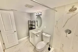 918 Hamilton St NW, Washington, DC 20011 - Photo 48