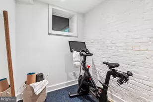 2325 20th St NW, Washington, DC 20009 - Photo 24
