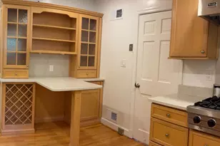4242 Mathewson Dr NW, Washington, DC 20011 - Photo 8