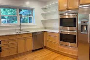 4242 Mathewson Dr NW, Washington, DC 20011 - Photo 6