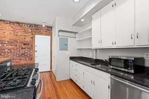 1832 Biltmore St NW, Washington, DC 20009 - Photo 14