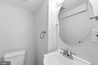 2319 3rd Street NE, Washington, DC 20002 - Photo 18