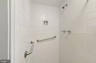 1317 4th St SW, Washington, DC 20024 - Photo 28