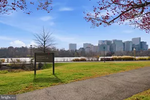 1074 Paper Mill Ct NW, Washington, DC 20007 - Photo 26