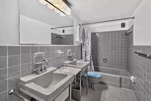 4201 Cathedral Ave NW, Washington, DC 20016 - Photo 8