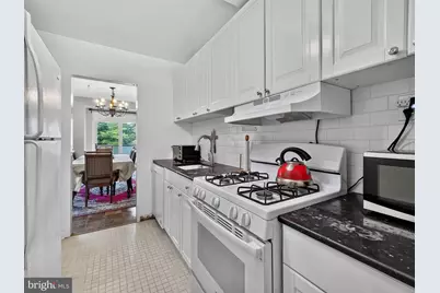 4201 Cathedral Avenue NW #820E, Washington, DC 20016 - Photo 6
