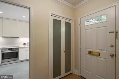 3217 Sutton Place NW #B, Washington, DC 20016 - Photo 4