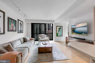 925 H St NW, Washington, DC 20001 - Photo 1