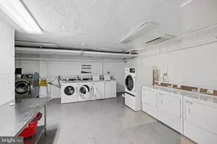 2710 Macomb St NW, Washington, DC 20008 - Photo 36