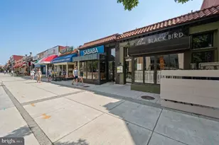 2710 Macomb St NW, Washington, DC 20008 - Photo 38