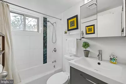 2710 Macomb Street NW #310, Washington, DC 20008 - Photo 28