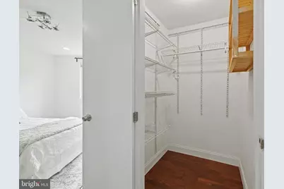 2710 Macomb Street NW #310, Washington, DC 20008 - Photo 26