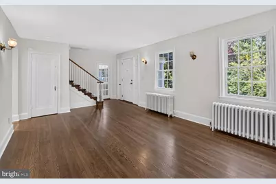 4929 Macarthur Boulevard NW, Washington, DC 20007 - Photo 4