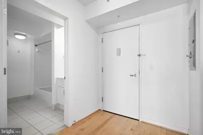 1000 New Jersey Avenue SE #514, Washington, DC 20003 - Photo 8