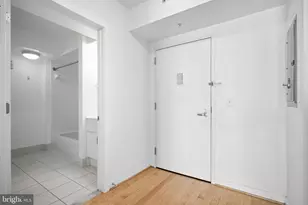 1000 New Jersey Ave SE, Washington, DC 20003 - Photo 8