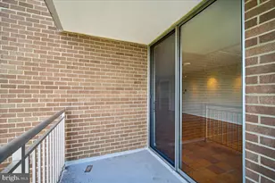 3001 Veazey Terrace NW, Washington, DC 20008 - Photo 12