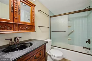 3001 Veazey Terrace NW, Washington, DC 20008 - Photo 32