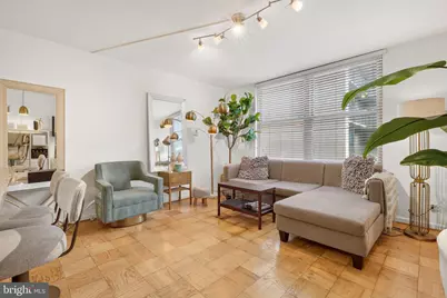 1260 21st Street NW #205, Washington, DC 20036 - Photo 4