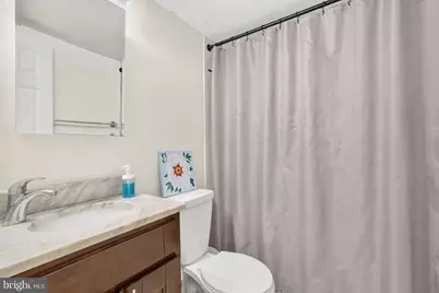 1260 21st Street NW #205, Washington, DC 20036 - Photo 14