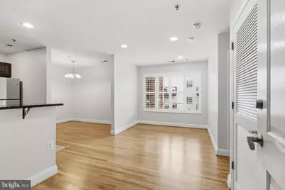 804 Taylor Street NW #304, Washington, DC 20011 - Photo 4