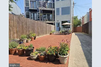 1515 C Street NE, Washington, DC 20002 - Photo 2