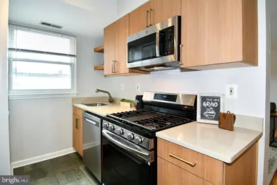 1627 Massachusetts Avenue SE #302, Washington, DC 20003 - Photo 8