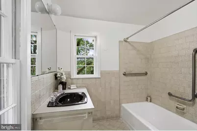3218 Newark Street NW, Washington, DC 20008 - Photo 24
