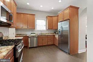 215 T St NE, Washington, DC 20002 - Photo 8