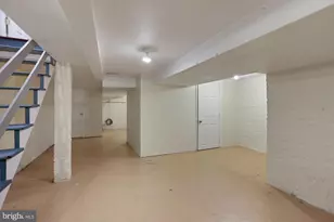 215 T St NE, Washington, DC 20002 - Photo 22