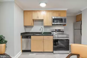 1708 Newton St NW, Washington, DC 20010 - Photo 2