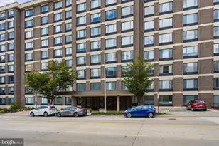 2501 Calvert St NW, Washington, DC 20008 - Photo 2