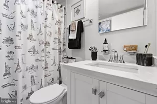 2501 Calvert St NW, Washington, DC 20008 - Photo 14