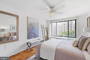 2501 Calvert St NW, Washington, DC 20008 - Photo 16