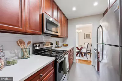 2501 Calvert Street NW #505, Washington, DC 20008 - Photo 10
