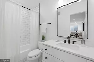 1009 Rhode Island Ave NE, Washington, DC 20018 - Photo 16