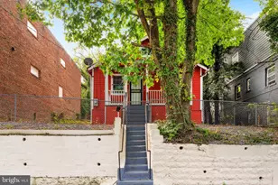 4239 Edson Pl NE, Washington, DC 20019 - Photo 2