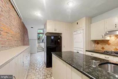 2415 I Street NW, Washington, DC 20037 - Photo 46