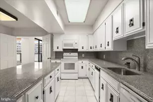 800 25th St NW, Washington, DC 20037 - Photo 16