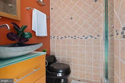 2415 I Street NW, Washington, DC 20037 - Photo 14