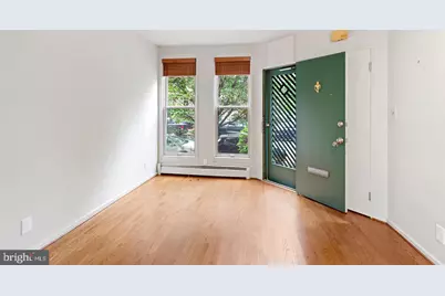 2415 I Street NW, Washington, DC 20037 - Photo 16