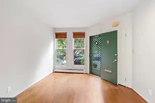 2415 I St NW, Washington, DC 20037 - Photo 16