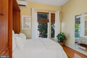 2415 I St NW, Washington, DC 20037 - Photo 32