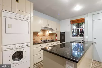 2415 I Street NW, Washington, DC 20037 - Photo 50