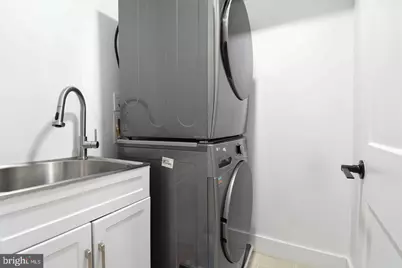 1427 K Street SE, Washington, DC 20003 - Photo 14