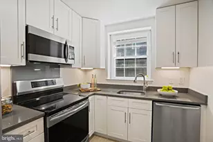3610 39th St NW, Washington, DC 20016 - Photo 10