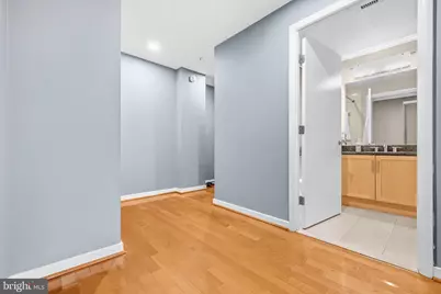 437 New York Avenue NW #302, Washington, DC 20001 - Photo 4