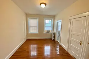 1833 S S Street NW, Washington, DC 20009 - Photo 4