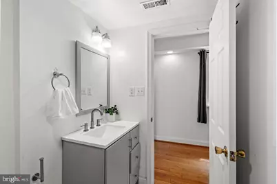 1125 12th Street NW #21, Washington, DC 20005 - Photo 18